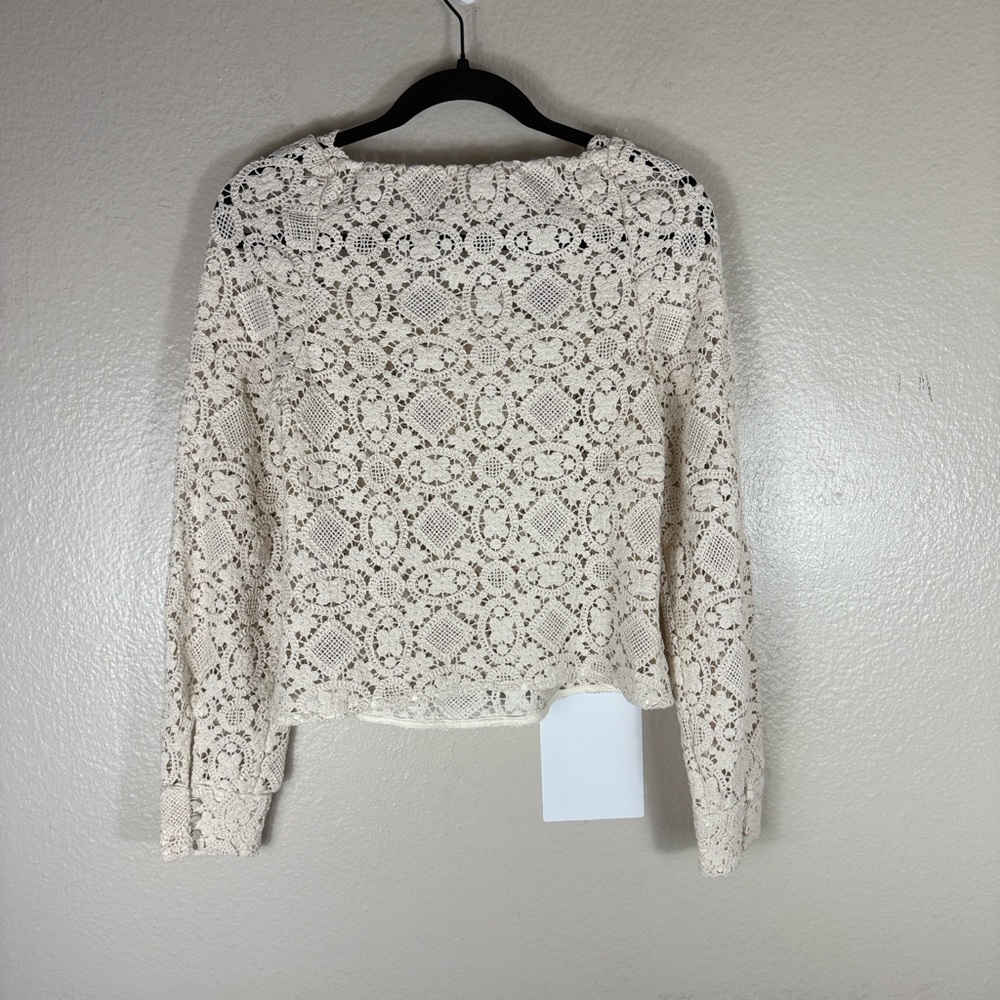 Sézane Alvere Lace Blouse - Picture 10 of 11